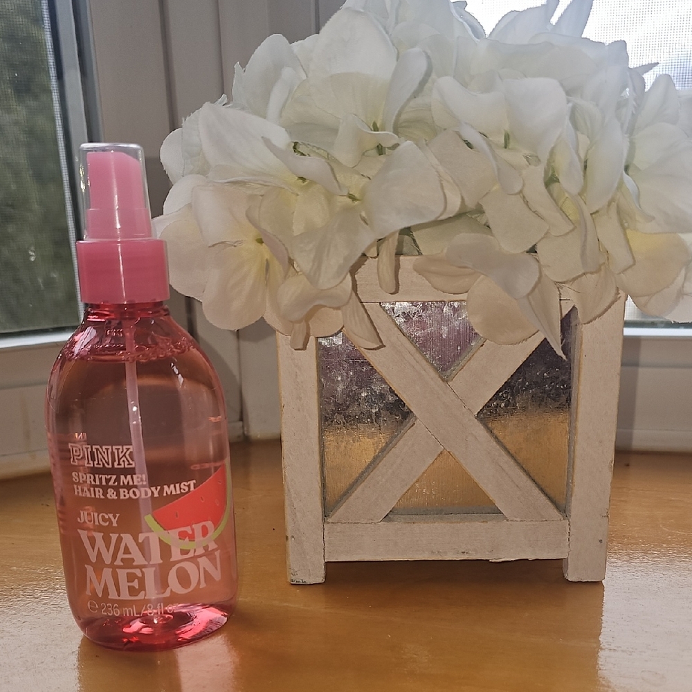 PINK Victoria's Secret Juicy Watermelon Hair & Body Mist - Pink